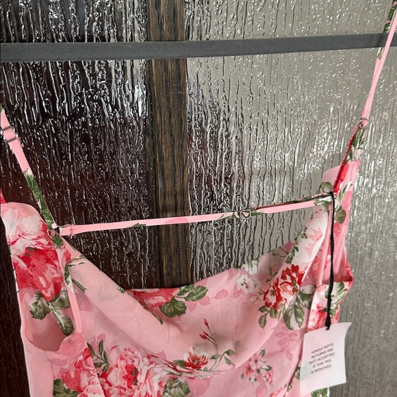 MORE TO COME Catalina Wrap Maxi Dress in Pink Floral size small. NWT - Picture 15 of 15